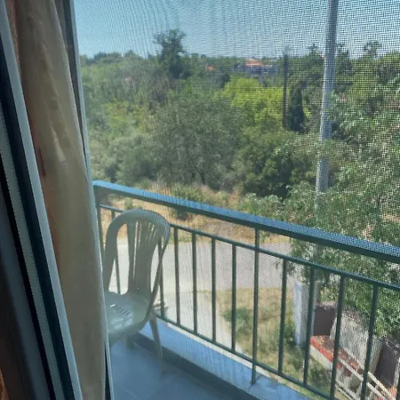 Apartment Dimitris *